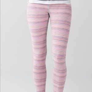 Cyber Stripe Flash Light Wunder Under lululemon 10